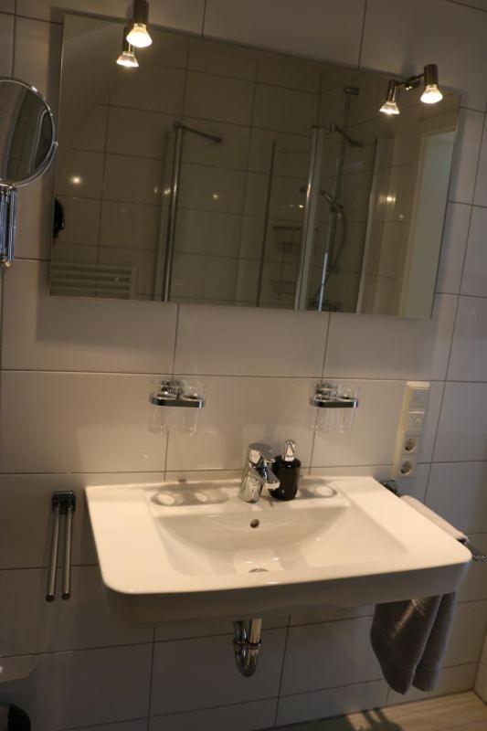 Appartement Dina Am Siel à Greetsiel Extérieur photo